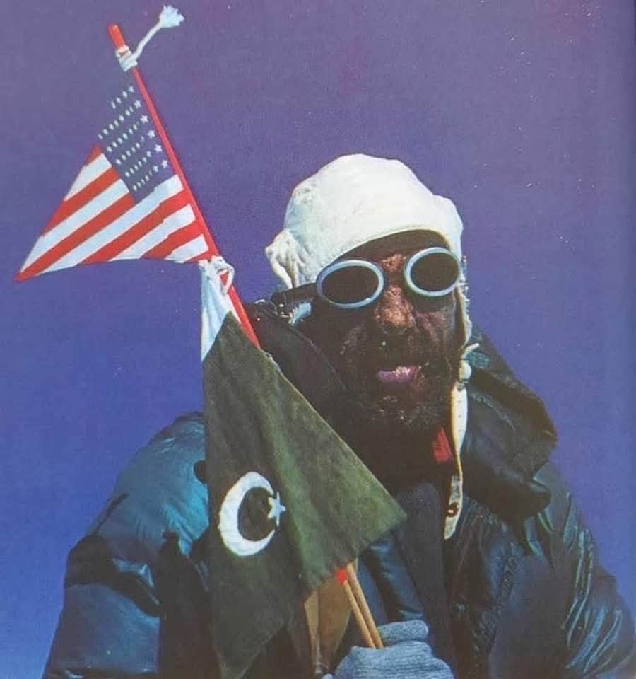 Vertical dreamers social media -04